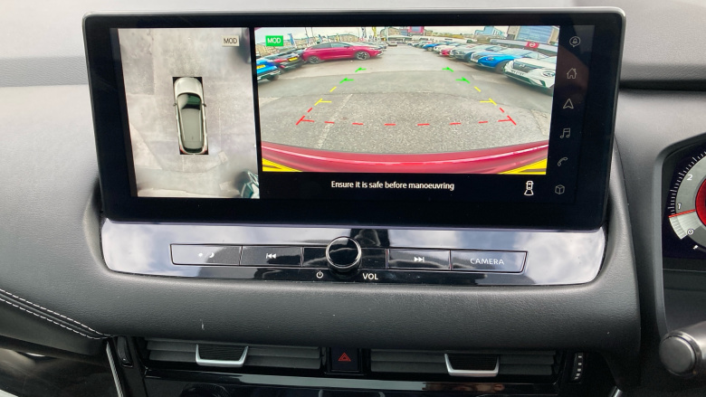 Nissan Qashqai 1.3 DiG-T MH 158 N-Connecta 5dr Xtronic Petrol Hatchback